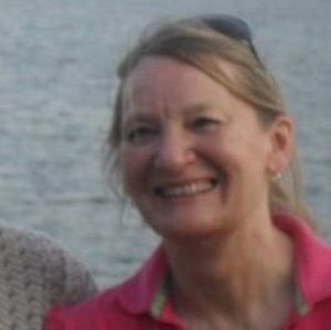 Meet your Posher, Debbie